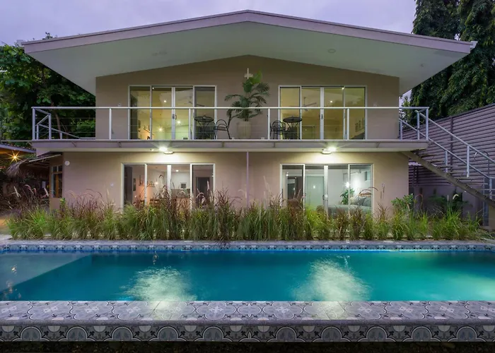Bay Boutique Hotel, & (adults Only) Hotel
