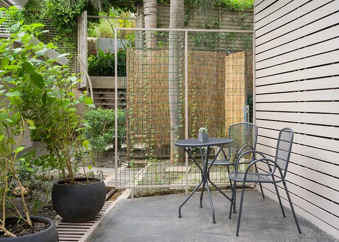 Bay Boutique Hotel, & (adults Only) Hotel