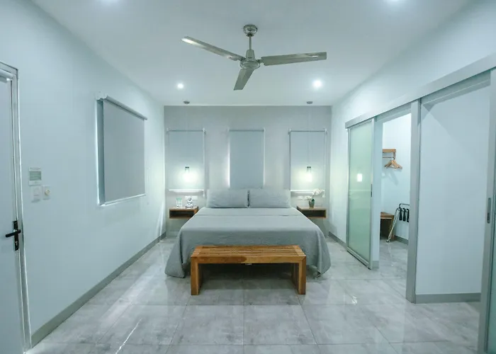 Bay Boutique Hotel, & (adults Only)