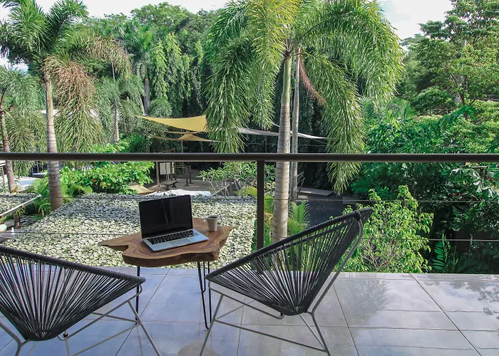 Bay Boutique Hotel, & (adults Only) Hotel