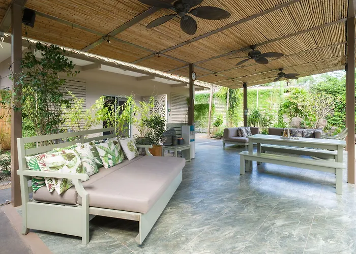 Hotel Bay Boutique Hotel, & (adults Only) 4*